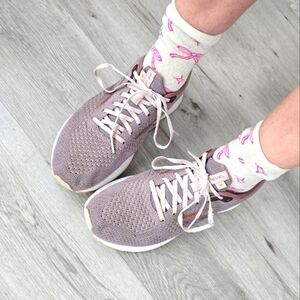 Brooks | Revel 4 pastel pink sporty running activewear sneakers | WMS 9